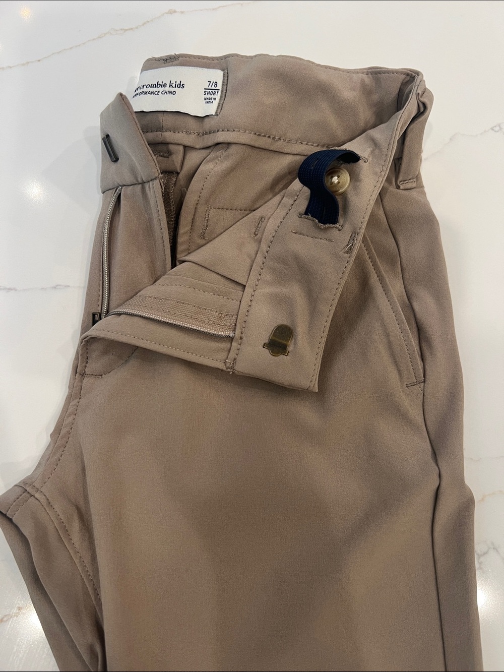 Abercrombie kids Dark Khaki Performance Chinos - Boys 7/8 Short
